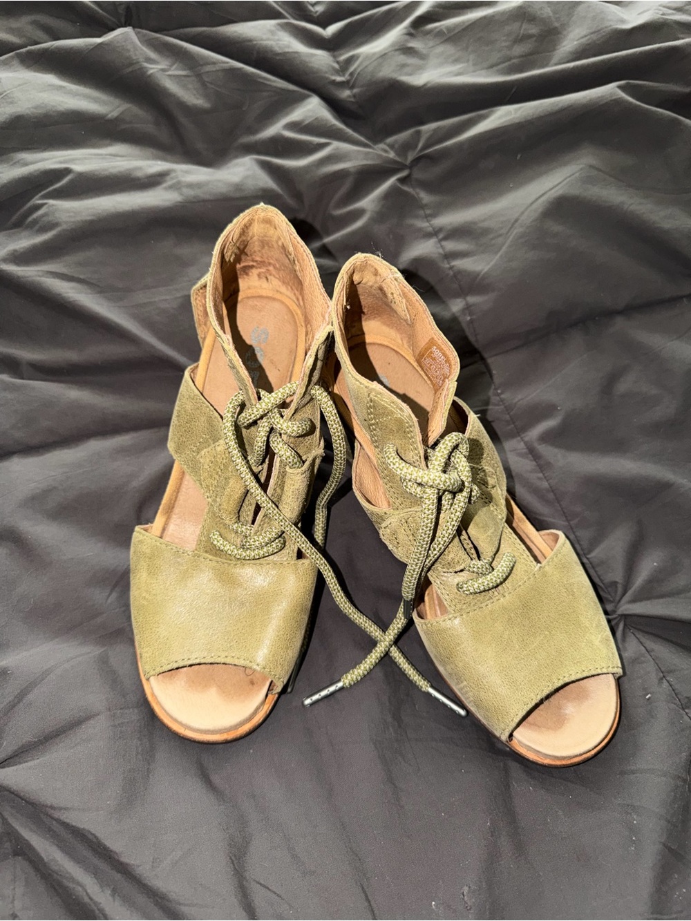 Sorel Women’s Olive Green Lace-Up Peep Toe Sandals